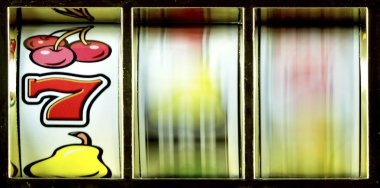 Poker hand rankings chart: high card through royal flush