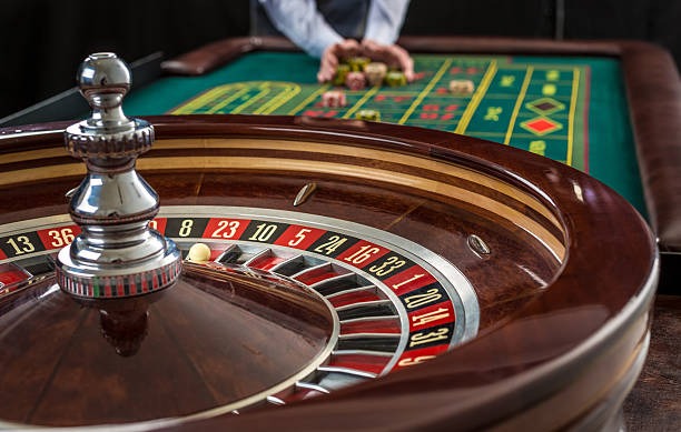 Payout table showing returns for each hand strength